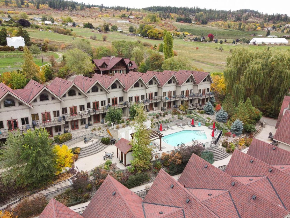 The Castle At Swan Lake Vernon Luaran gambar